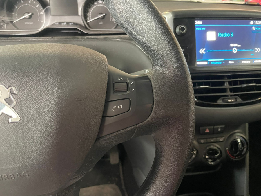 Imagen de Peugeot 208