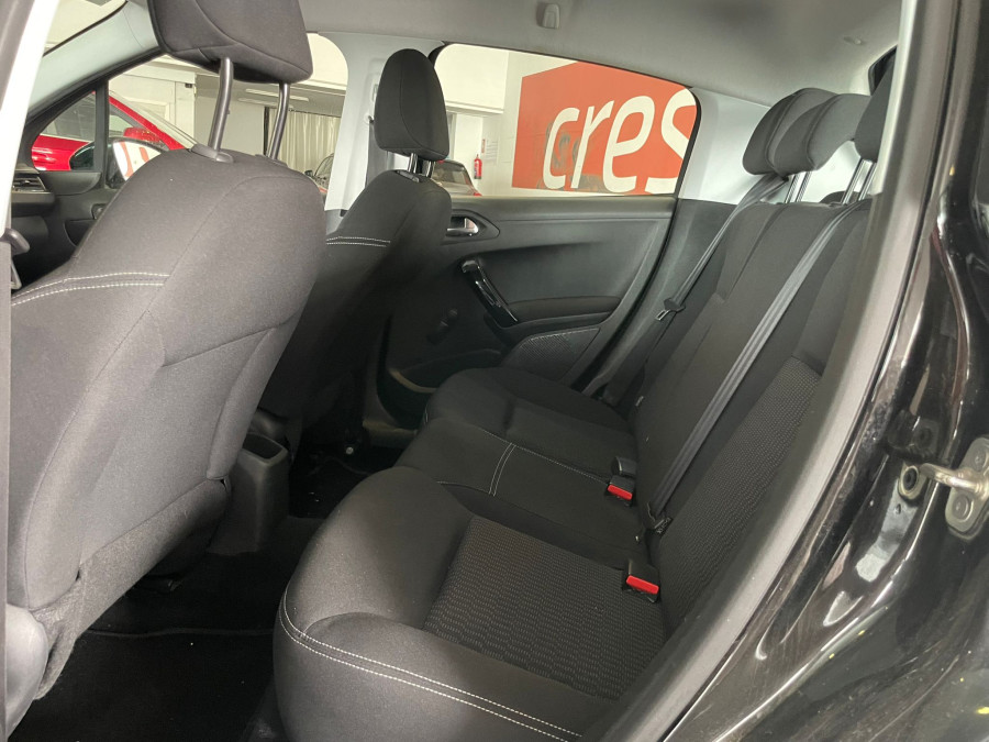 Imagen de Peugeot 208