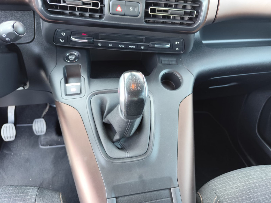 Imagen de Peugeot Rifter