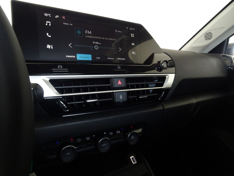 Imagen de CITROEN C4 X