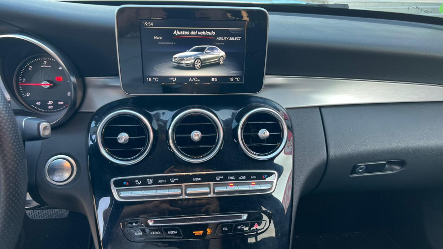 Imagen de mercedes-benz 220