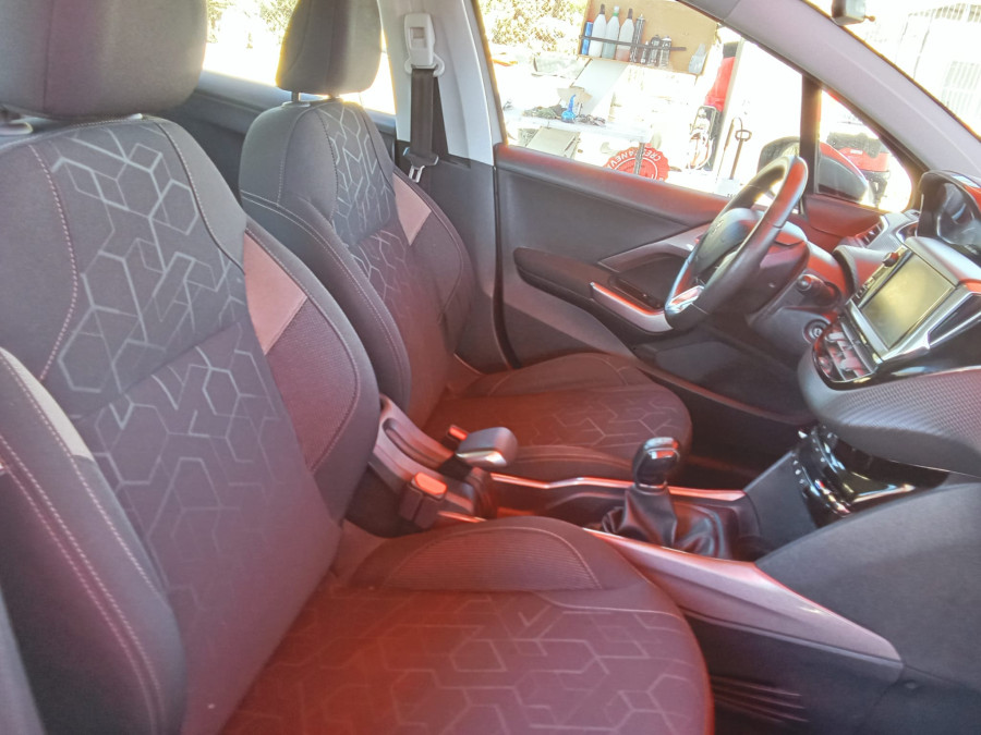 Imagen de Peugeot 2008