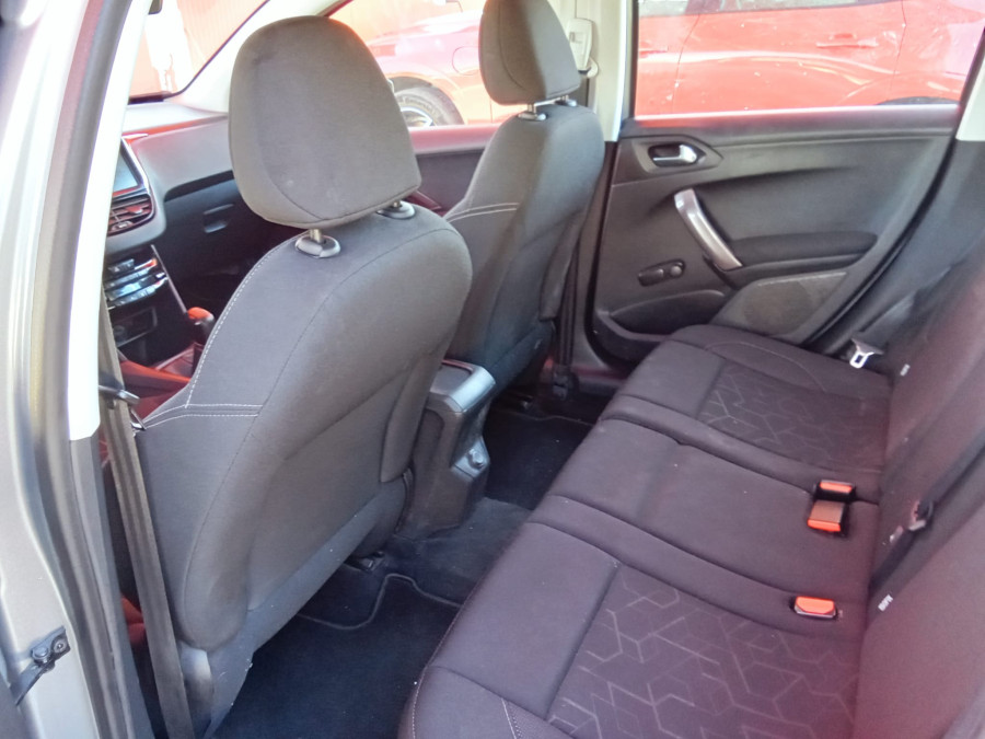 Imagen de Peugeot 2008