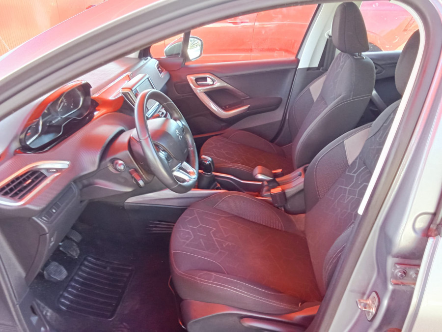 Imagen de Peugeot 2008