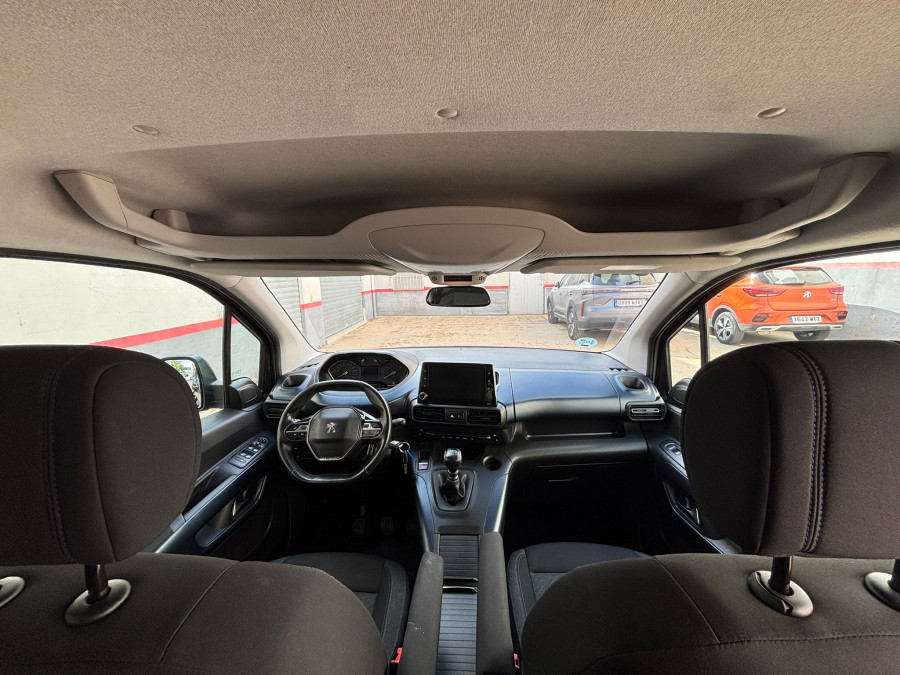 Imagen de Peugeot Rifter