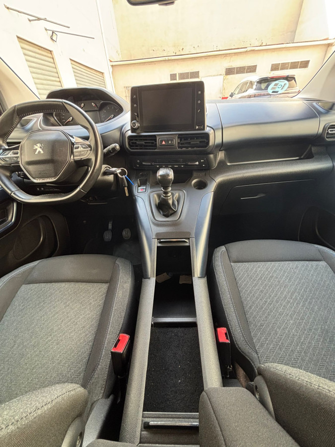 Imagen de Peugeot Rifter