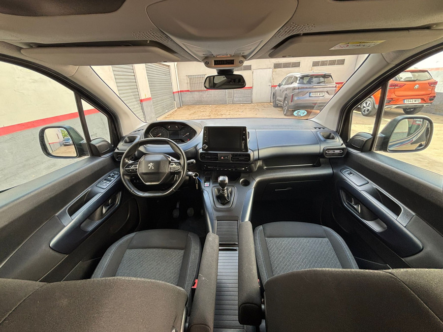 Imagen de Peugeot Rifter
