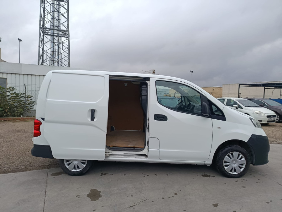 Imagen de NISSAN NV200