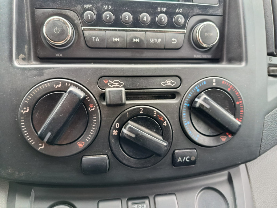 Imagen de NISSAN NV200