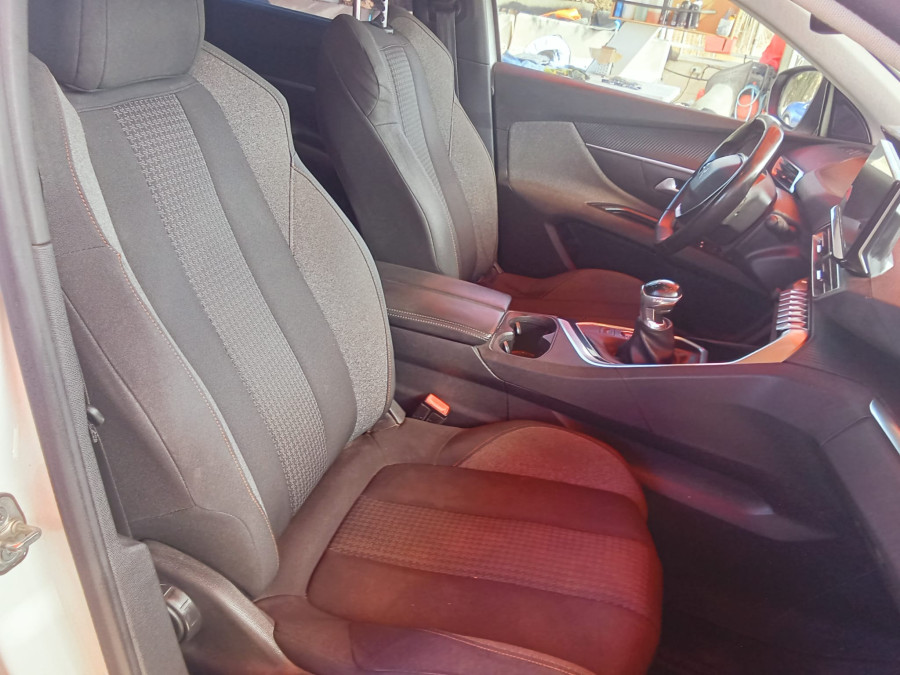 Imagen de Peugeot 5008