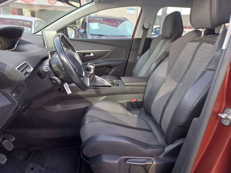 Imagen de Peugeot 3008