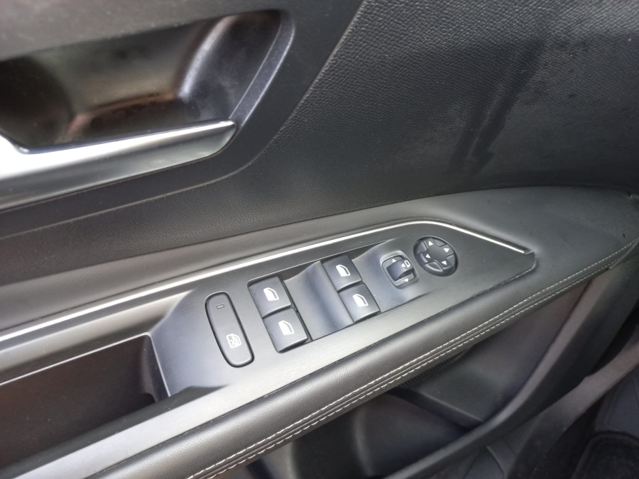 Imagen de Peugeot 3008