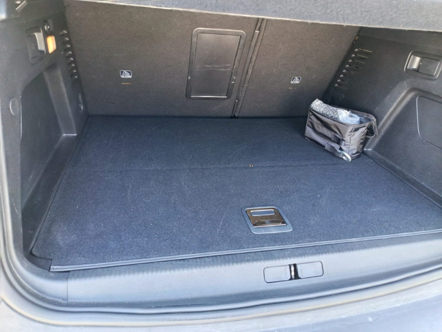 Imagen de Peugeot 3008 Hybrid
