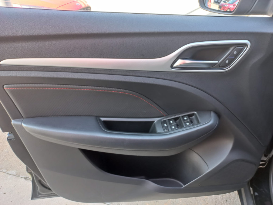 Imagen de Mg ZS