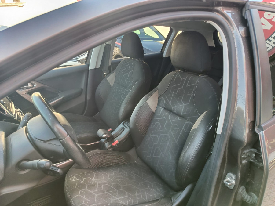 Imagen de Peugeot 2008