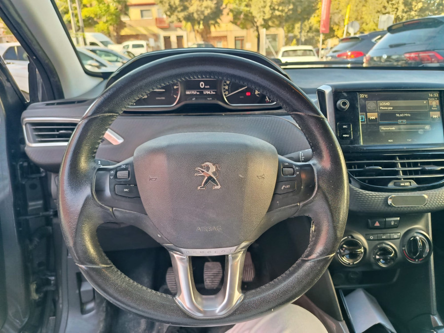 Imagen de Peugeot 2008