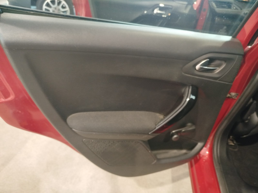 Imagen de Peugeot 208