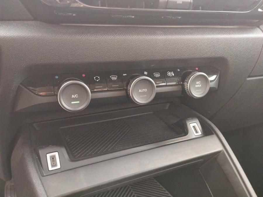 Imagen de CITROEN C4 X