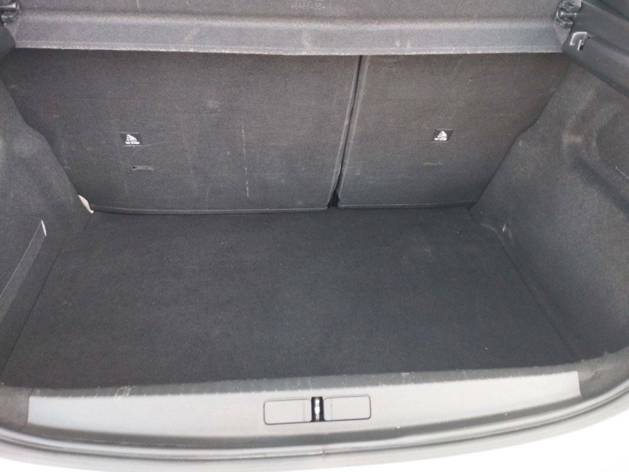 Imagen de Peugeot 208