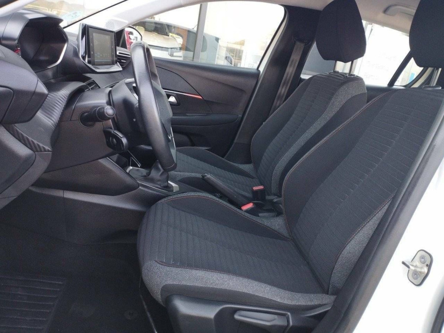 Imagen de Peugeot 208
