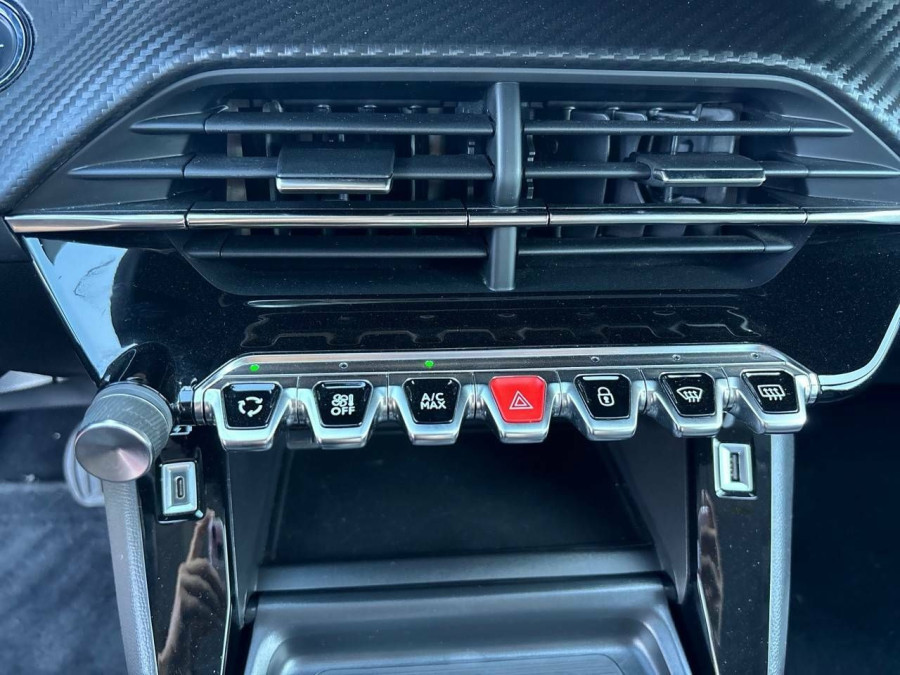 Imagen de Peugeot 208