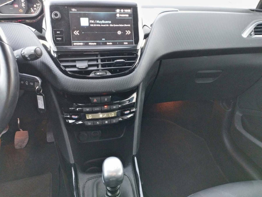 Imagen de Peugeot 2008