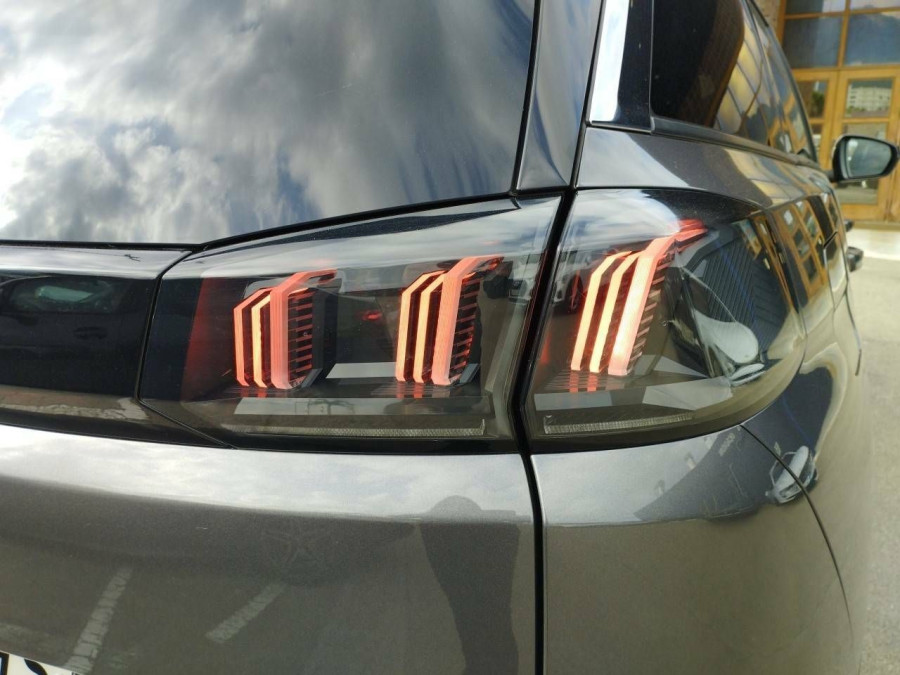 Imagen de Peugeot 5008