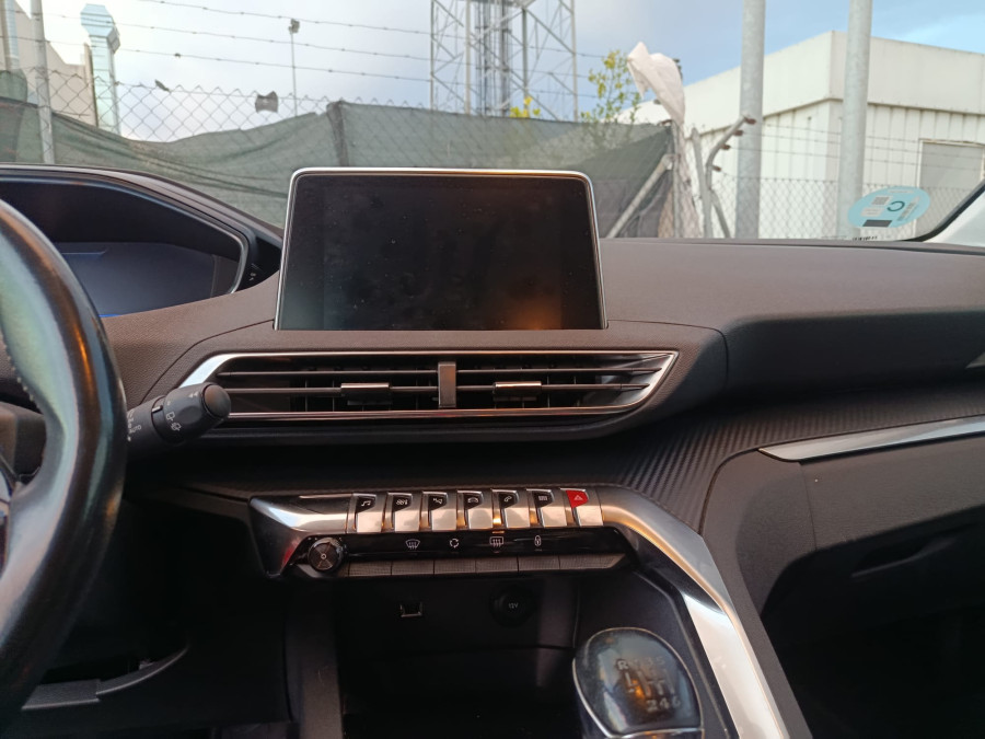 Imagen de Peugeot 3008