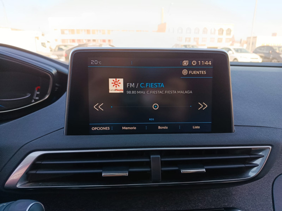 Imagen de Peugeot 5008