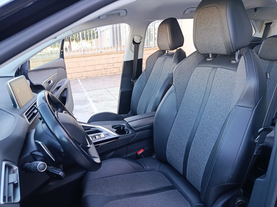 Imagen de Peugeot 5008