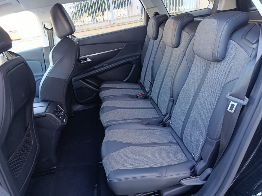 Imagen de Peugeot 5008