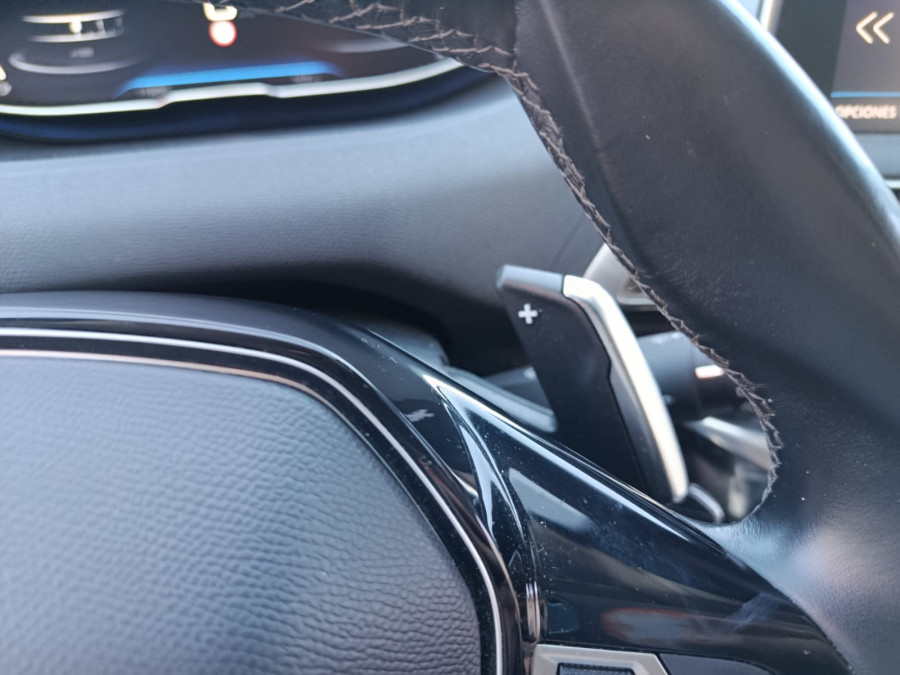 Imagen de Peugeot 5008