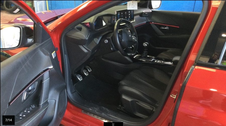 Imagen de Peugeot 208