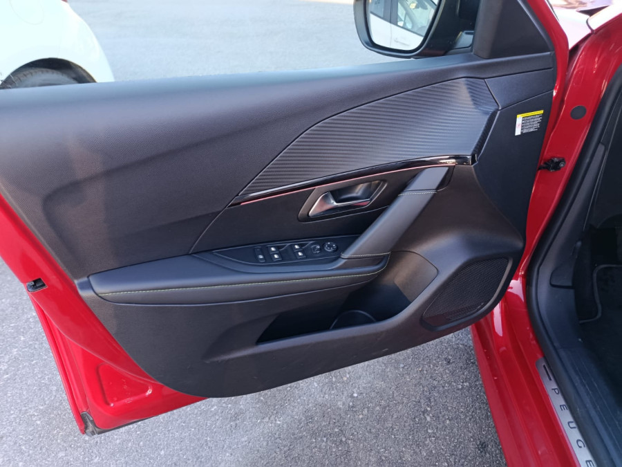 Imagen de Peugeot 208