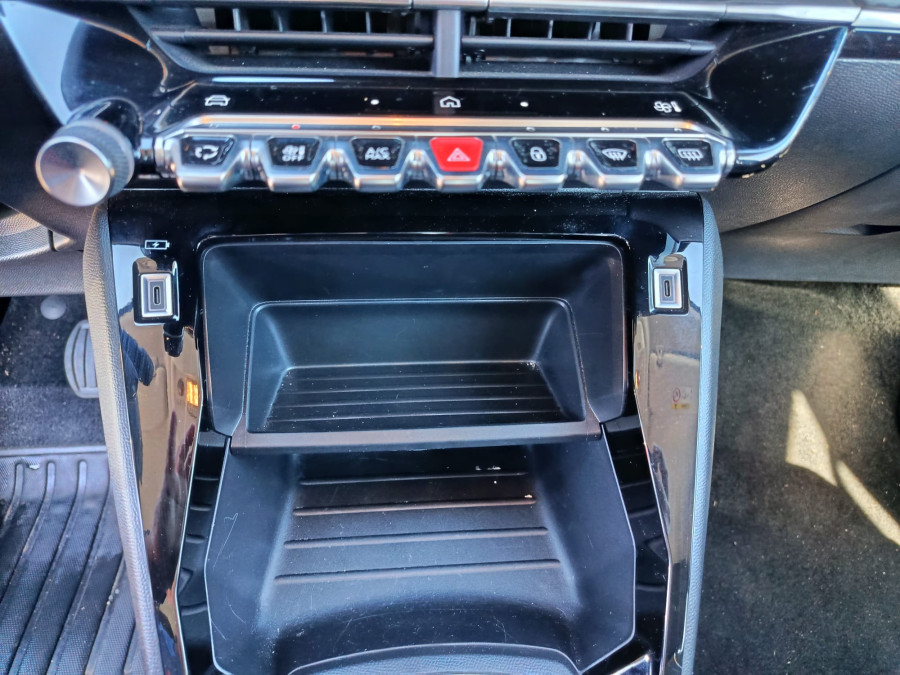 Imagen de Peugeot 208
