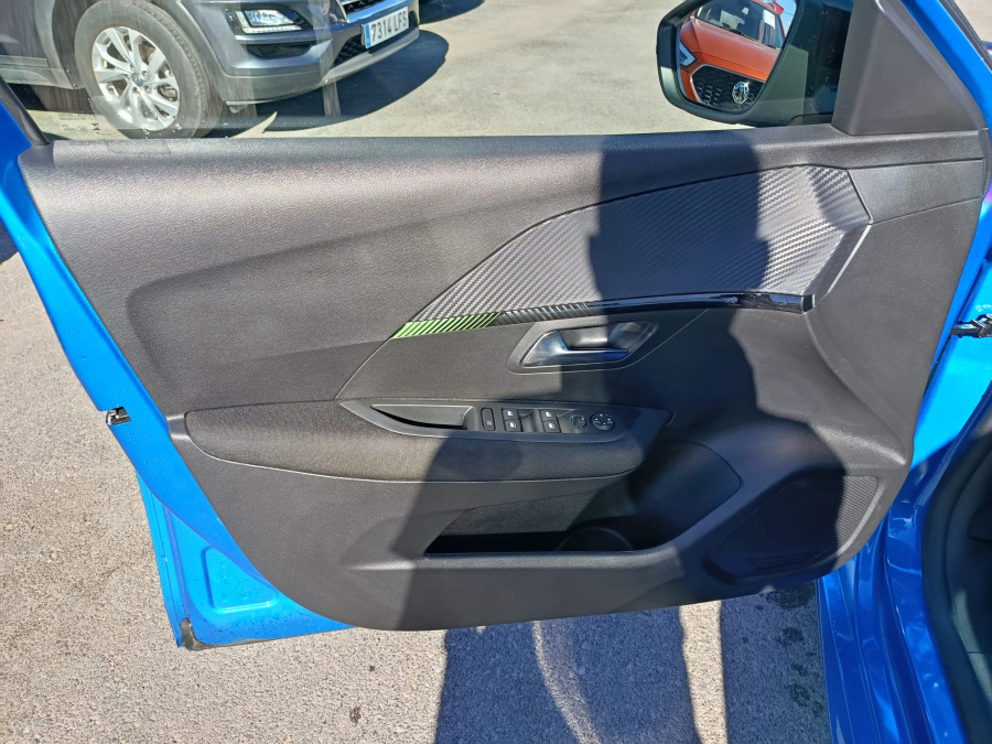 Imagen de Peugeot 208