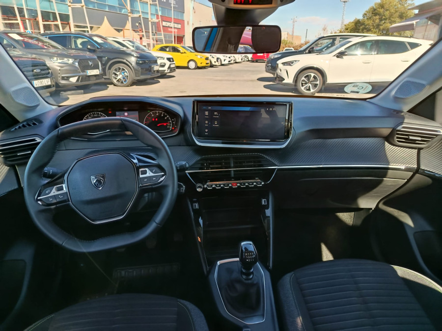 Imagen de Peugeot 208