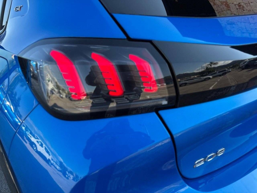 Imagen de Peugeot 208