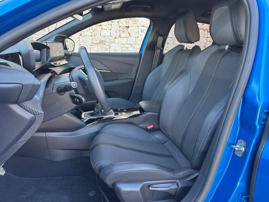 Imagen de Peugeot 208