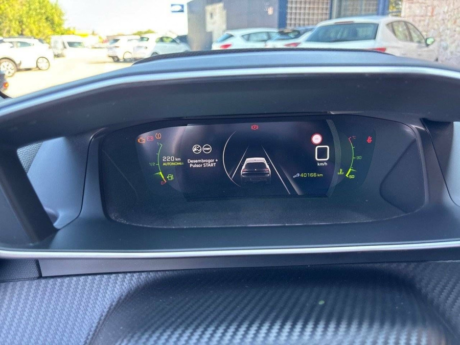 Imagen de Peugeot 208