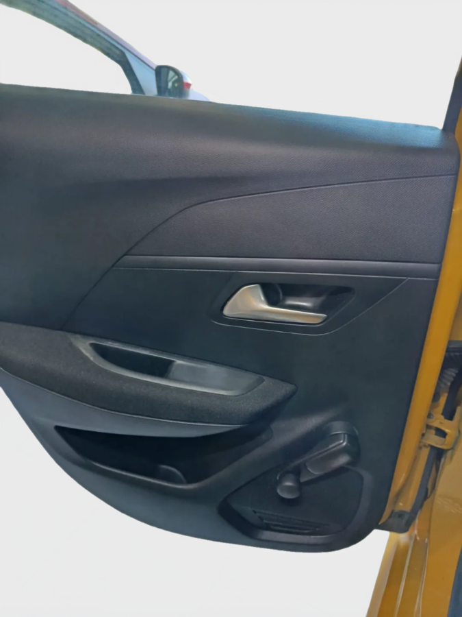 Imagen de Peugeot 208