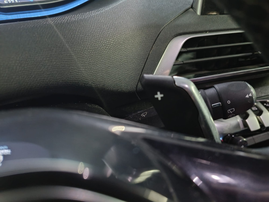 Imagen de Peugeot 3008