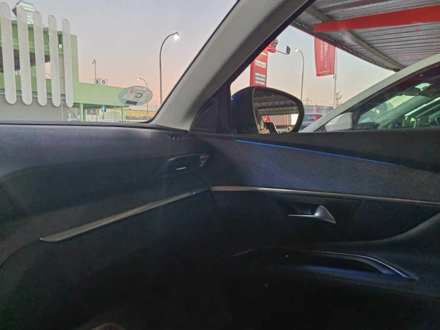 Imagen de Peugeot 3008