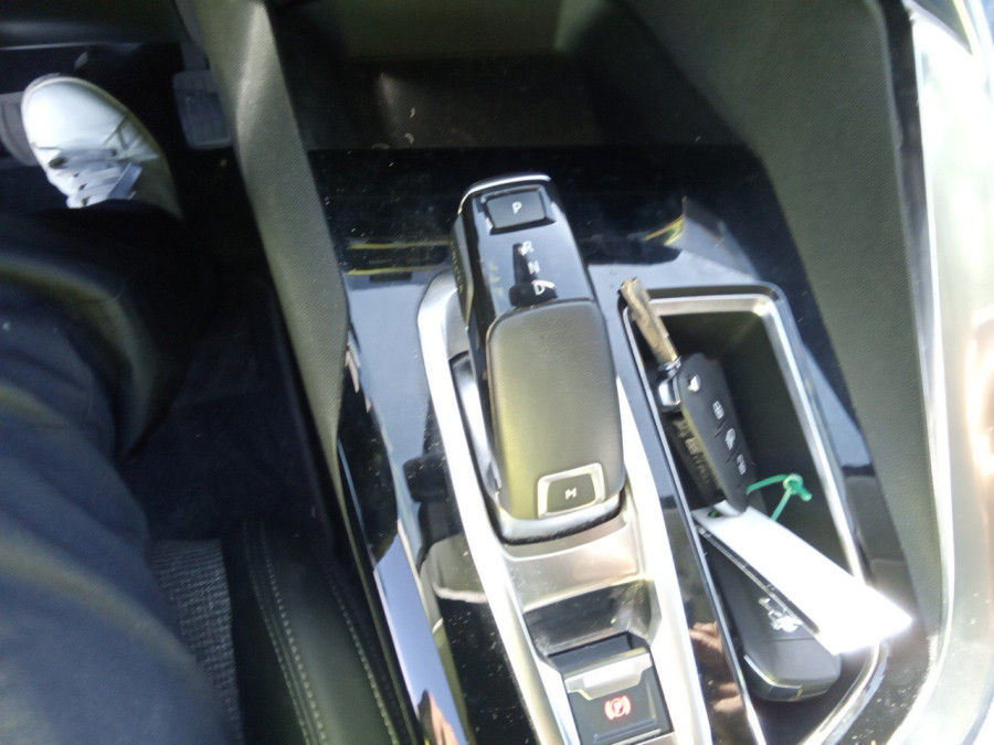 Imagen de Peugeot 3008