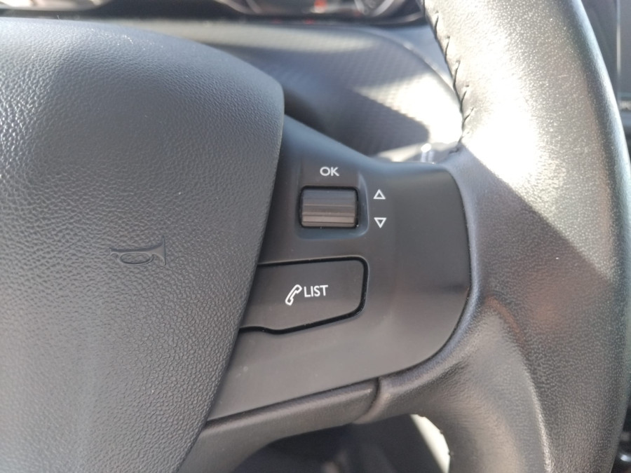 Imagen de Peugeot 208