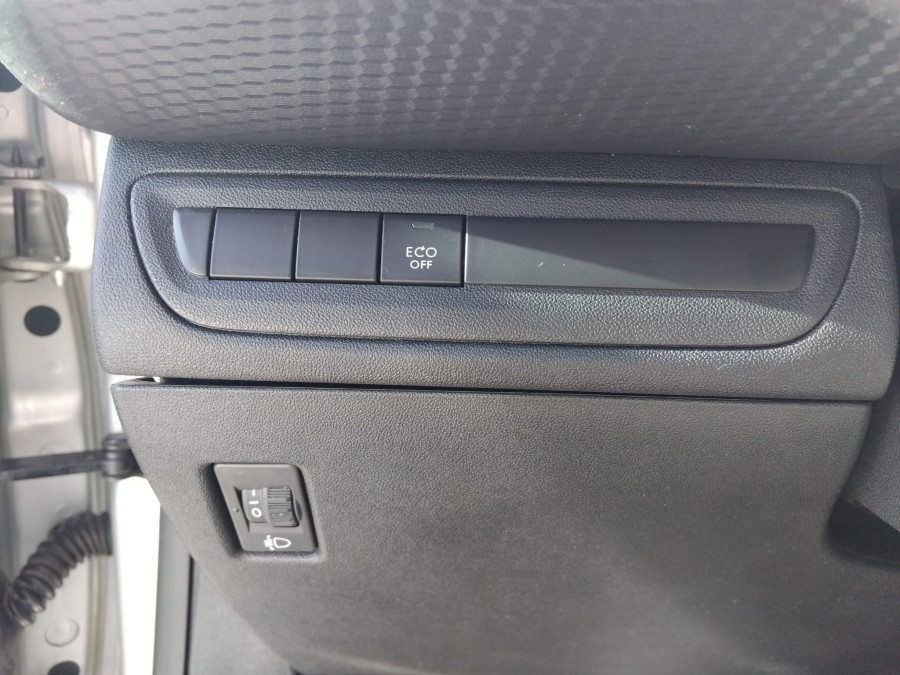 Imagen de Peugeot 208