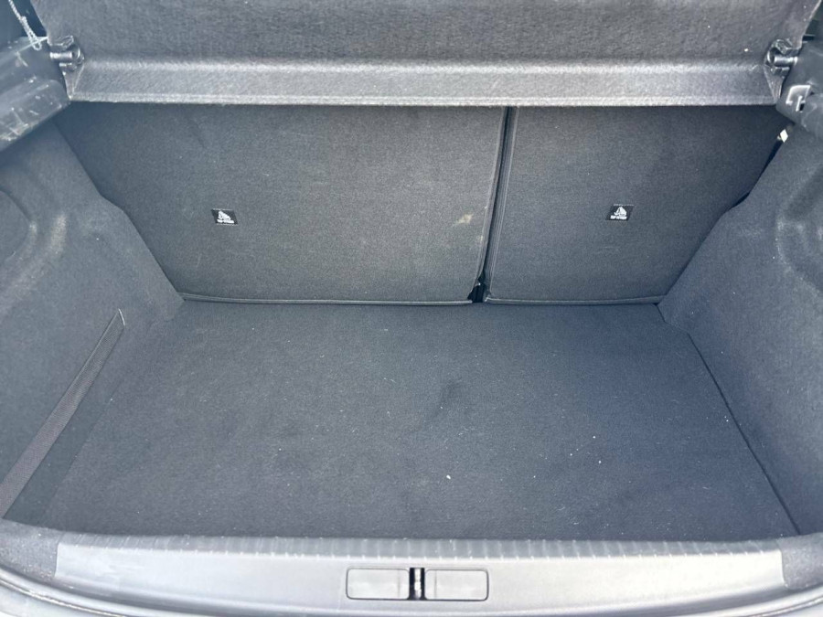 Imagen de Peugeot 208