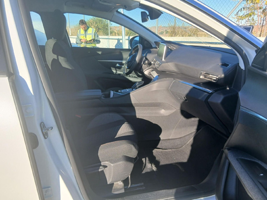 Imagen de Peugeot 3008