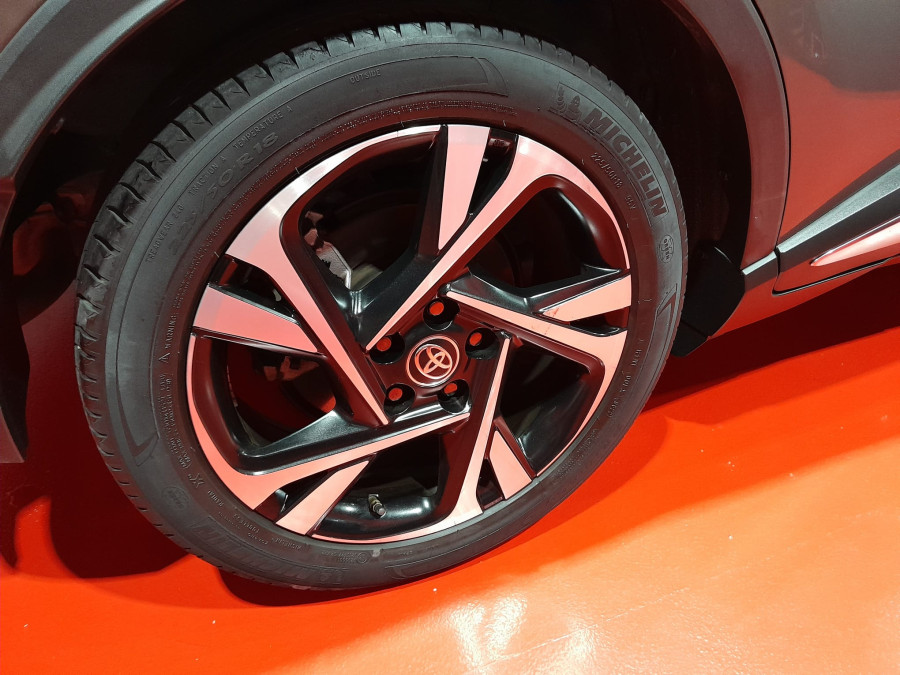 Imagen de TOYOTA C-HR