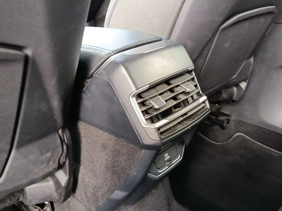 Imagen de lynk & co 01